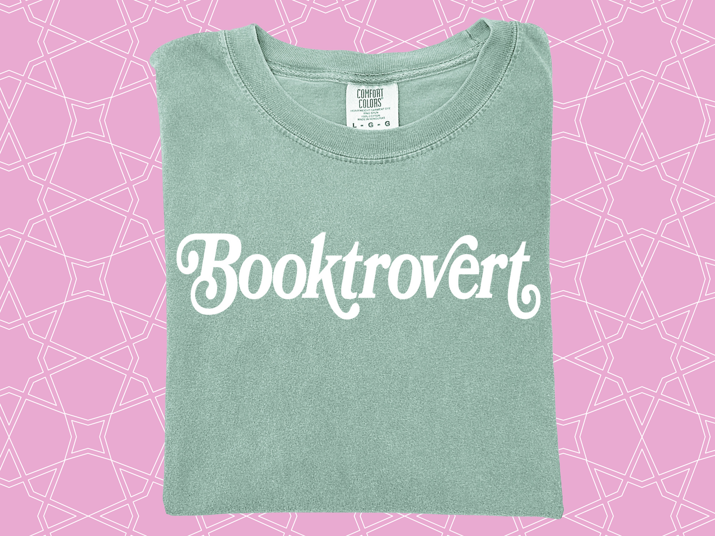 Booktrovert Tee